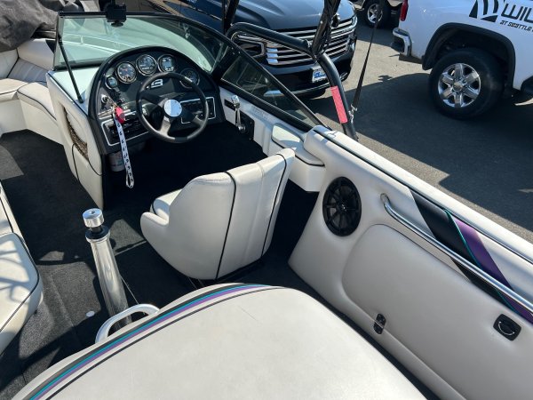 Pre-Owned 1998  powered MB Sports Boat for sale